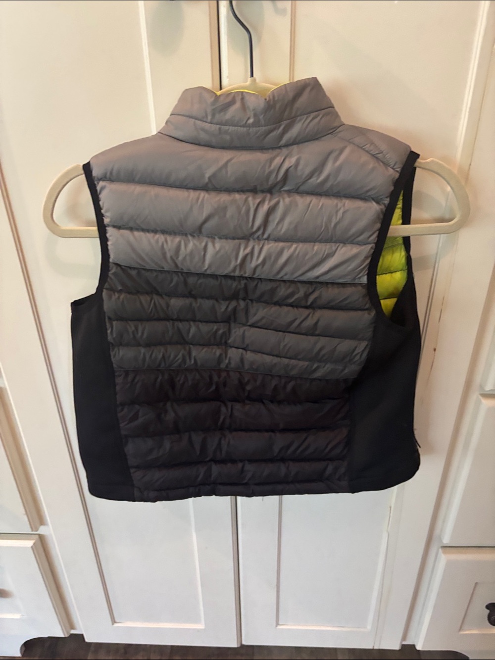 Free Country Kids Gray & Lime Green Puffer Vest - Picture 3 of 3